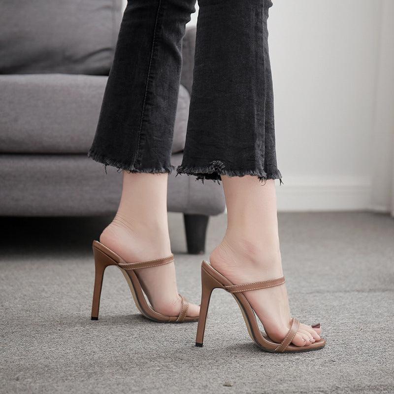 Amelia Heels